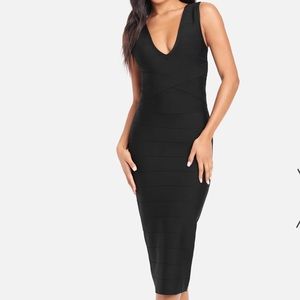 NEW Bebe Double V Midi Bandage Dress